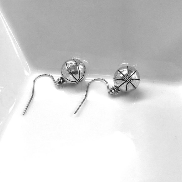 Miniature Basketball Sports Athletic Athlete Player Charm Earrings - Picture 3 of 4